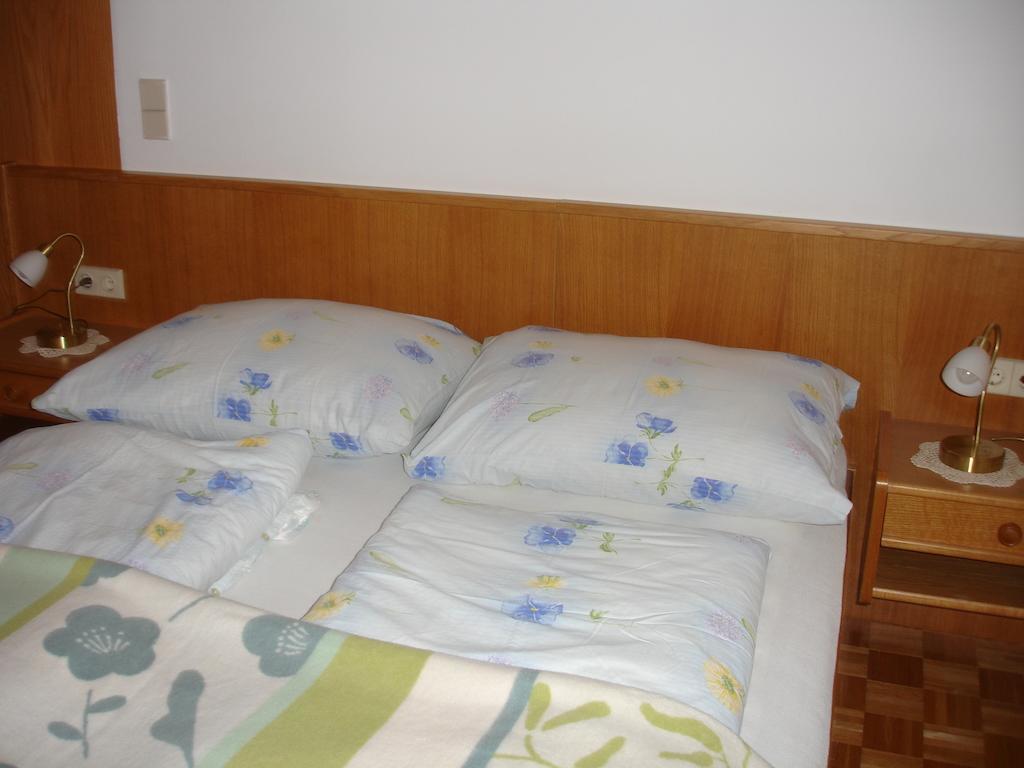 Apartment Janschitz Gundersheim Chambre photo