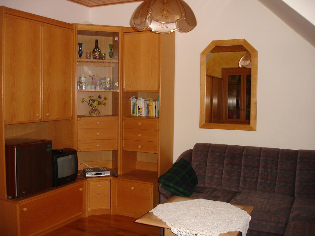 Apartment Janschitz Gundersheim Chambre photo