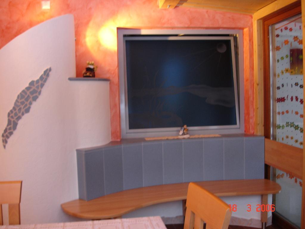 Apartment Janschitz Gundersheim Chambre photo